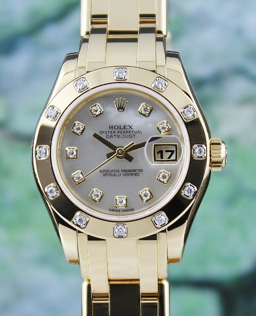 (image for) A ROLEX 18K YELLOW GOLD LADY SIZE DATEJUST PEARL MASTER - 80318